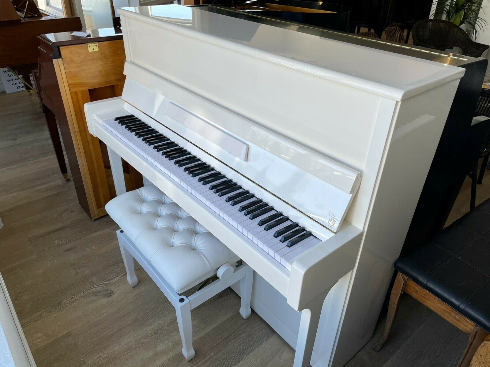 Von Urk Studio Upright Piano 47" Polished Ivory